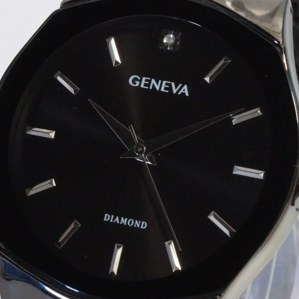 Geneva Men's Casual Watch Diamond At 12 Integrated Bracelet 42mm